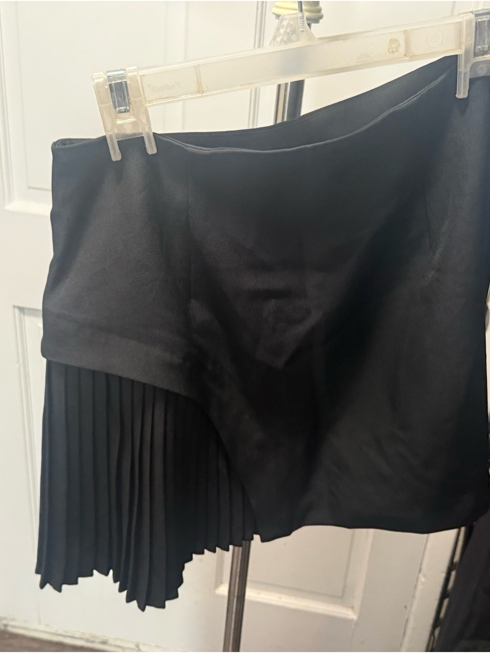 Commense Black Asymmetrical Pleated Mini Skirt with Belt Detail - Picture 4 of 6
